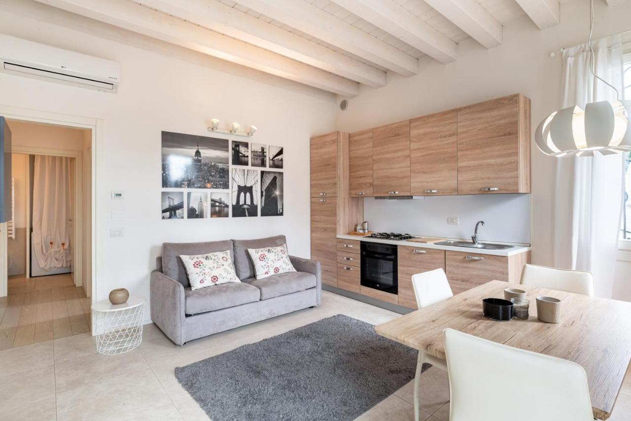 Corte Cappuccina 14 Elegant Apt Con Parcheggio! Падуа Екстериор снимка