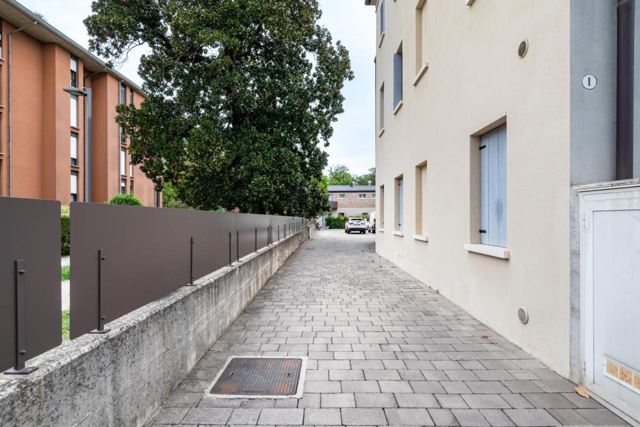 Corte Cappuccina 14 Elegant Apt Con Parcheggio! Падуа Екстериор снимка